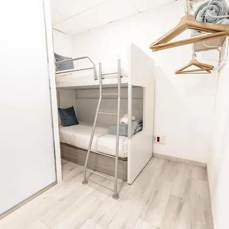 Apartment Eva Garcia Naranjo *