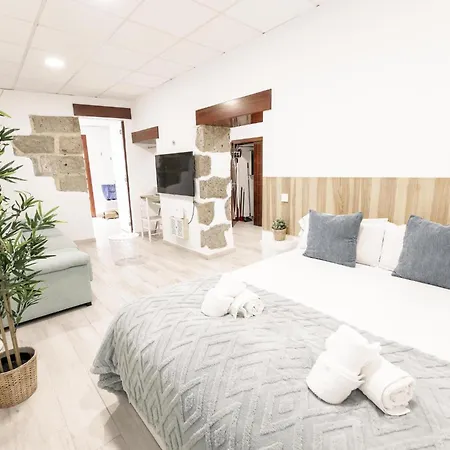 Apartment Eva Garcia Naranjo *