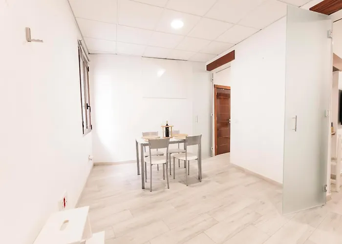 Eva Garcia Naranjo *