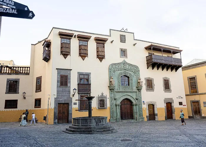 Eva Garcia Naranjo *